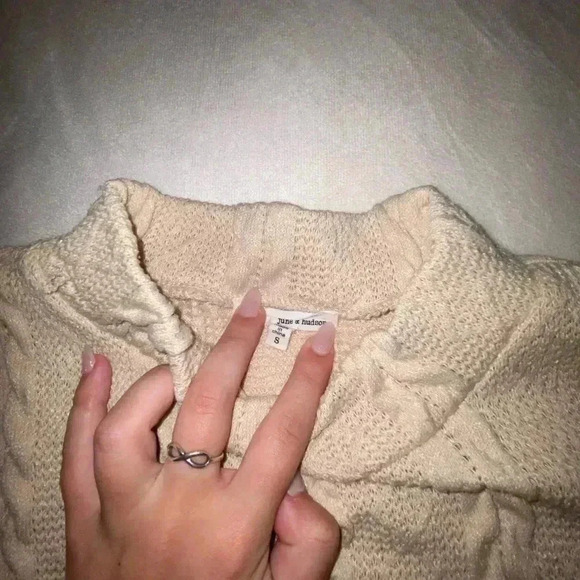 Womens June and Hudson Wide Sleeve Cord Detail Sweater Size Small - Picture 3 of 5